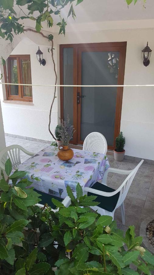 Dobrinj Apartment 2 المظهر الخارجي الصورة